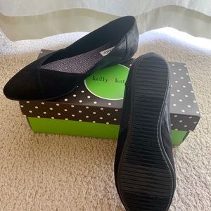 Kelly & Katie black flats, 9